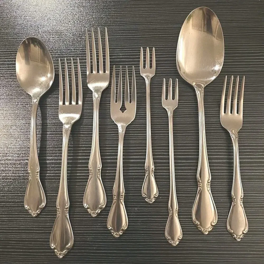 Oneida chateau stainless